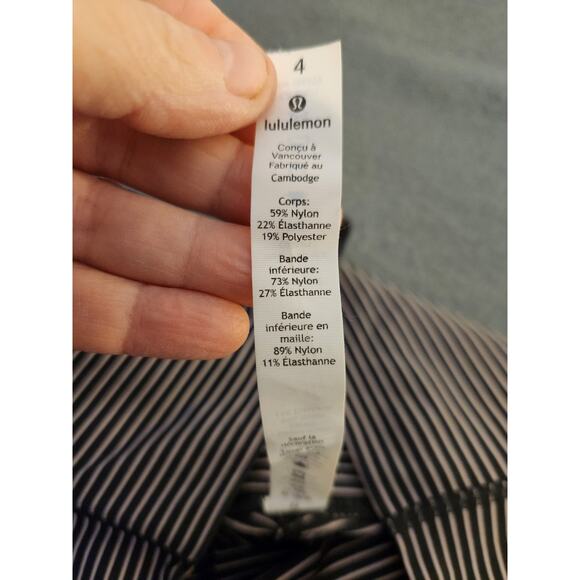 Lululemon High Rise Wunder Under Gray Scalloped Hem Striped Leggings‎ Size S 4 - Picture 5 of 6